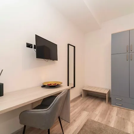 2 Homely - 50 Mt Dalle Molinette, 300 Mt Da Metro Spezia, 1k M Da Lingotto Fiere *